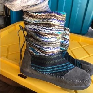 Tom’s Nepal Multicolor Boots Sz 8 1/2 EUC
